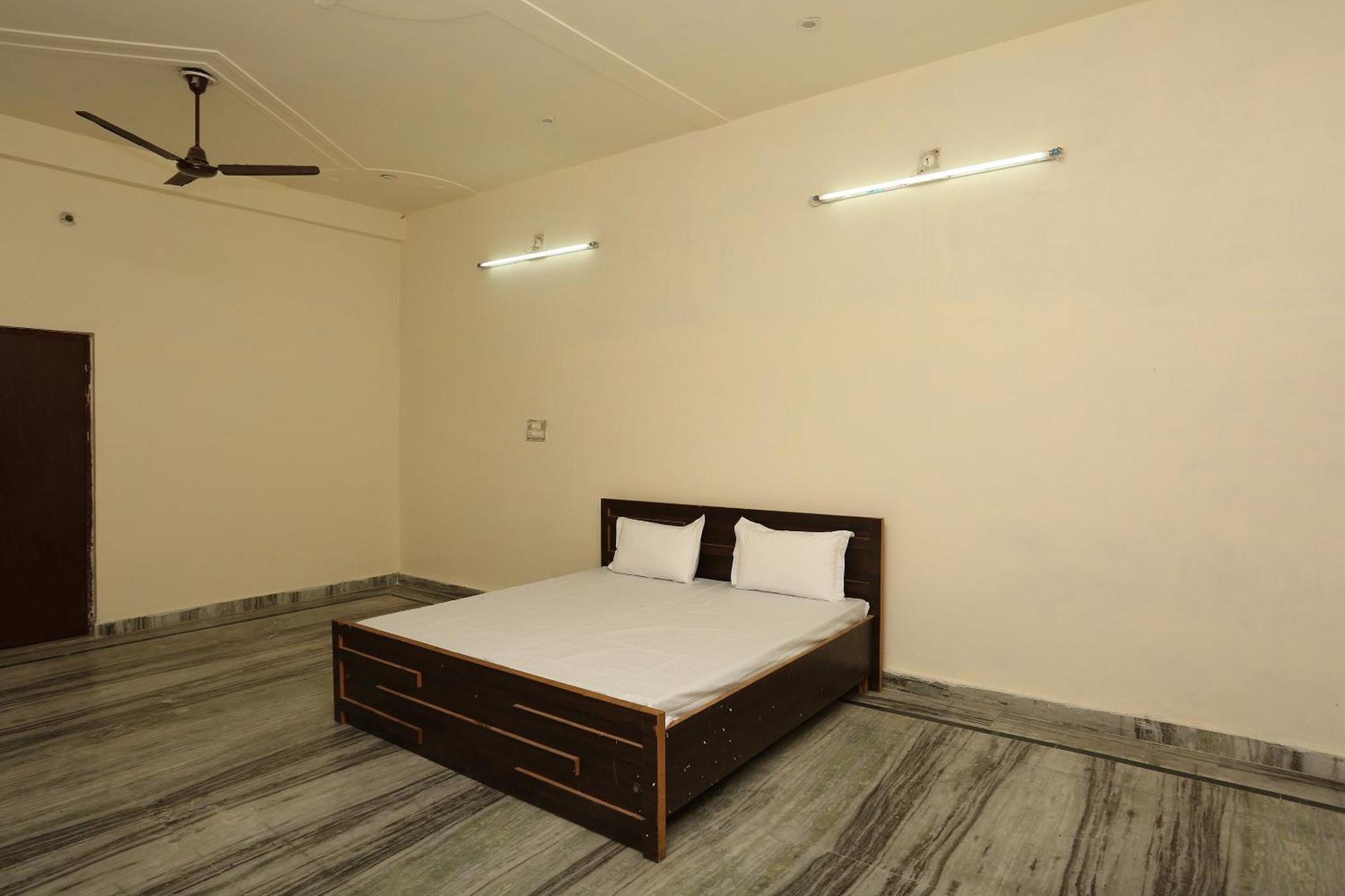 Spot On Angel Garden Hotel Alīgarh Exterior foto