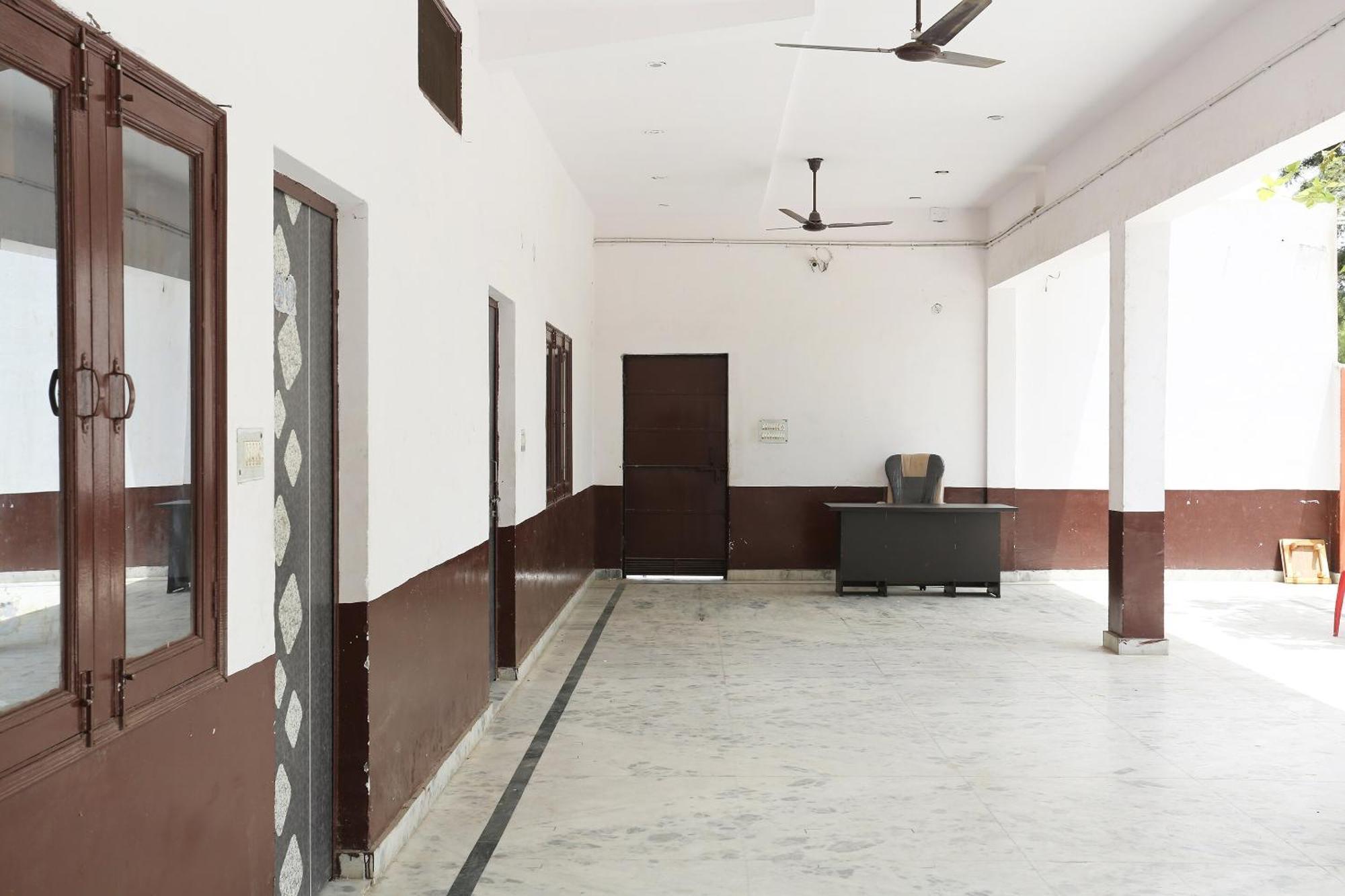 Spot On Angel Garden Hotel Alīgarh Exterior foto